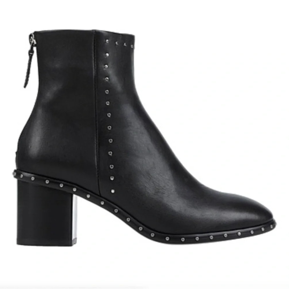 Lola Cruz Womens Black Studded Ankle Boots EUR 39 Us 9 NWB